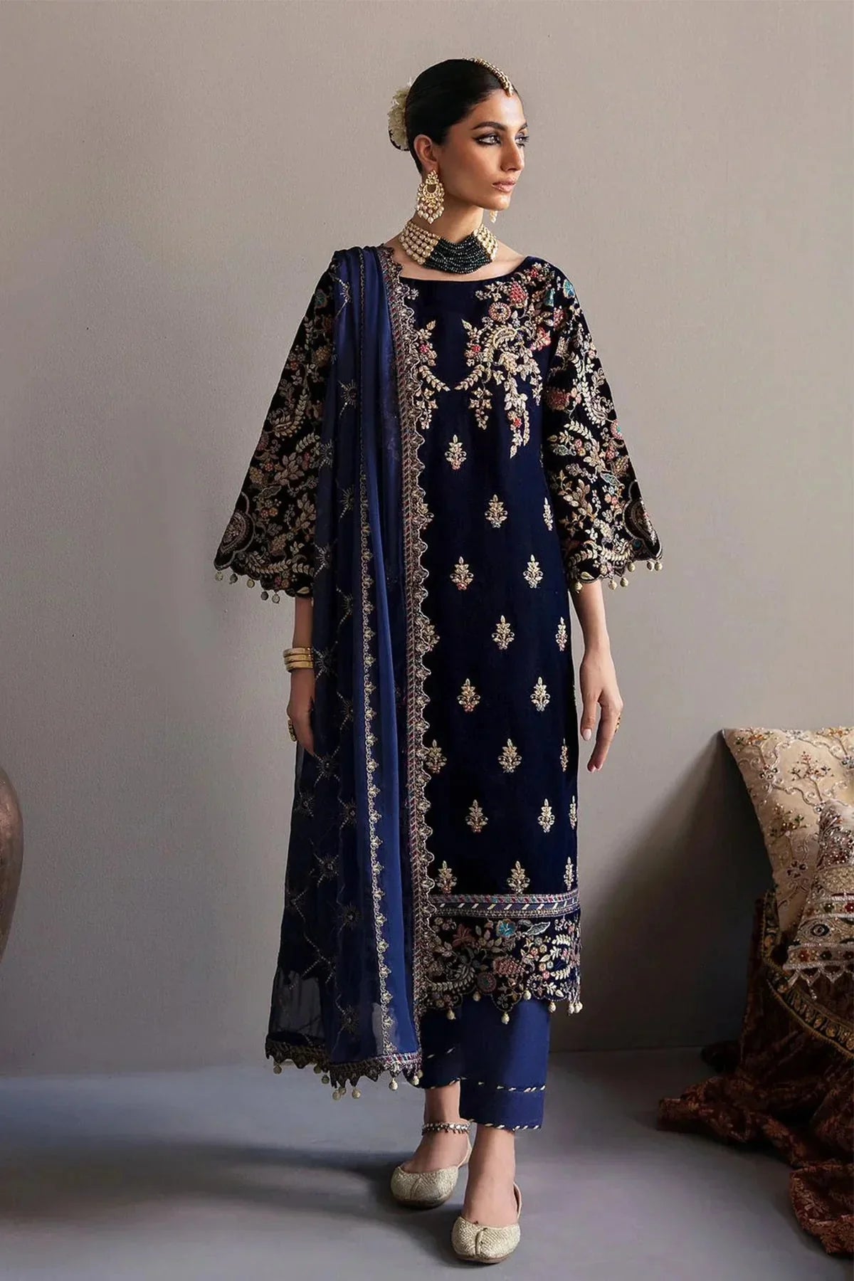 EMAAN ADEEL MAKHMAL EMBROIDERED VELVET 3PC UNSTITCHED SUIT