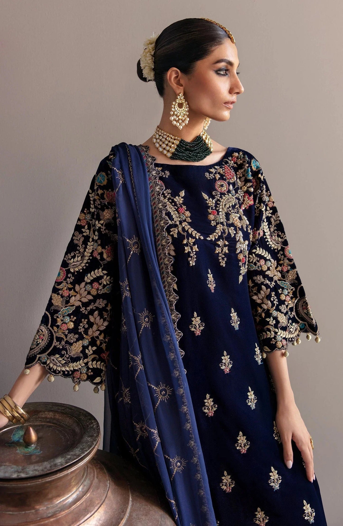 EMAAN ADEEL MAKHMAL EMBROIDERED VELVET 3PC UNSTITCHED SUIT