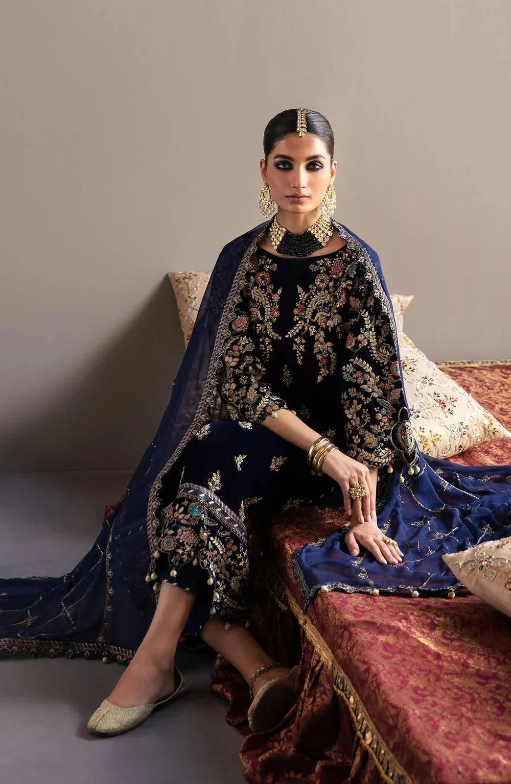 EMAAN ADEEL MAKHMAL EMBROIDERED VELVET 3PC UNSTITCHED SUIT